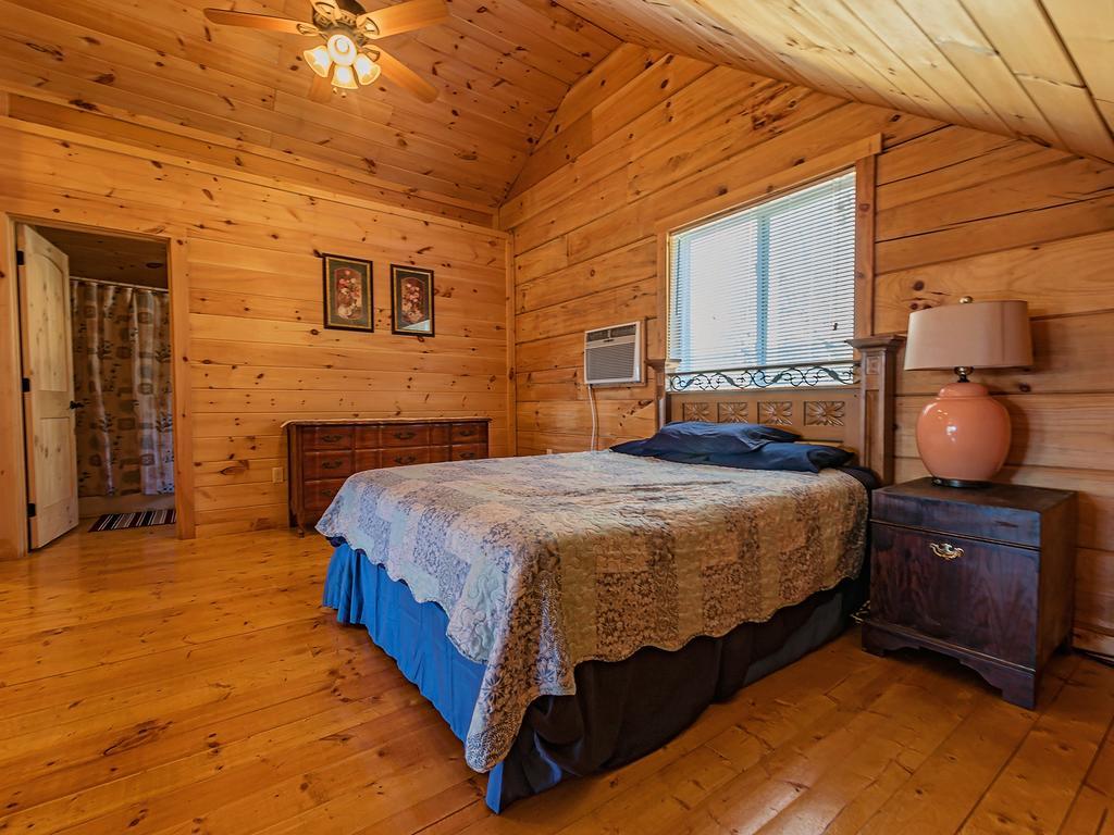 Log Cabin In Smoky Mountains Hotel Sevierville Habitación foto